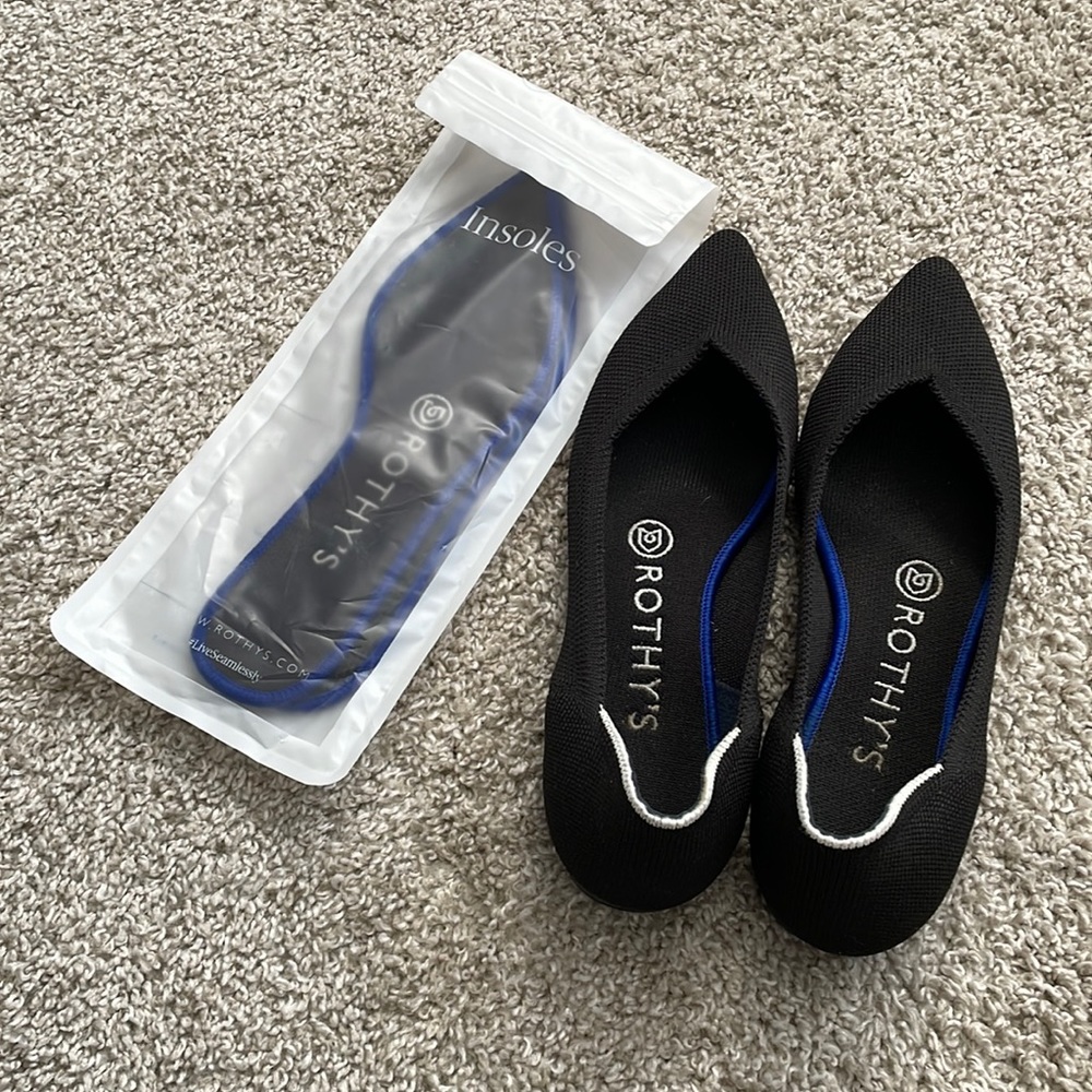 Rothys Solid Black Point size 6.5 including brand new insoles